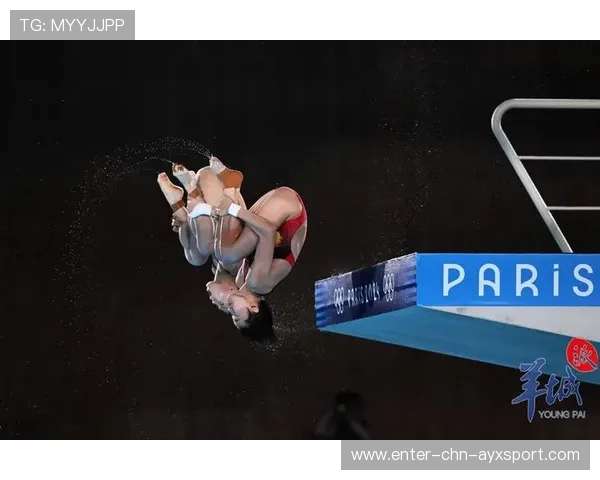 跳水比赛中出现神级对决裁判征询再三 跳水比赛中出现神级对决裁判征询再三