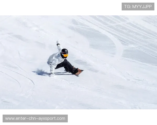 滑雪队比赛后集体打雪仗成名场面 滑雪队比赛后集体打雪仗成名场面