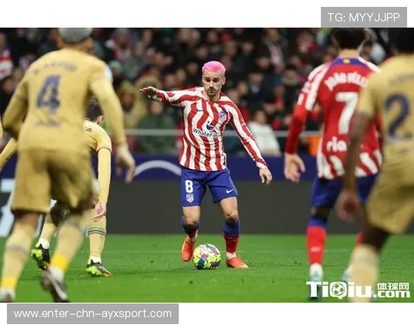 西甲三后卫试验在多场比赛中收获积极反馈 西甲三后卫试验在多场比赛中收获积极反馈