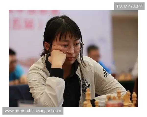 中国国际象棋队集体爆发:天才少年成焦点 中国国际象棋队集体爆发:天才少年成焦点