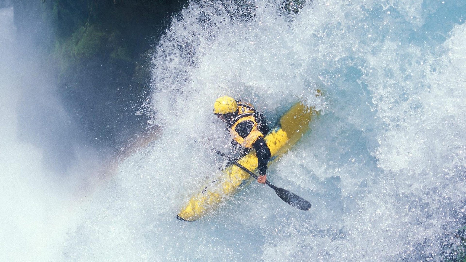 中国足球文化推广活动走进高校，中国校园足球文化